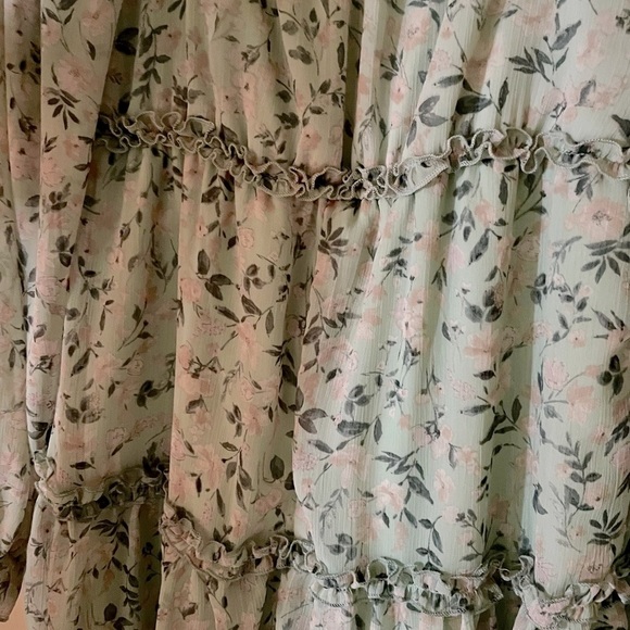 Allison & Kelly Floral Print Peasant Tiered Dress Size Medium - Picture 7 of 8